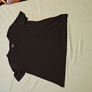 Time and tru black T-shirt size large